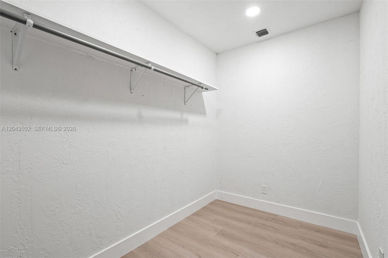 1521 NE 5th Ter , Fort Lauderdale, FL 33304 Photo