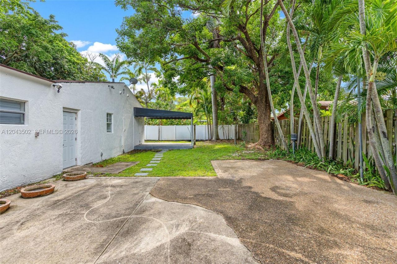 1521 NE 5th Ter , Fort Lauderdale, FL 33304 Photo