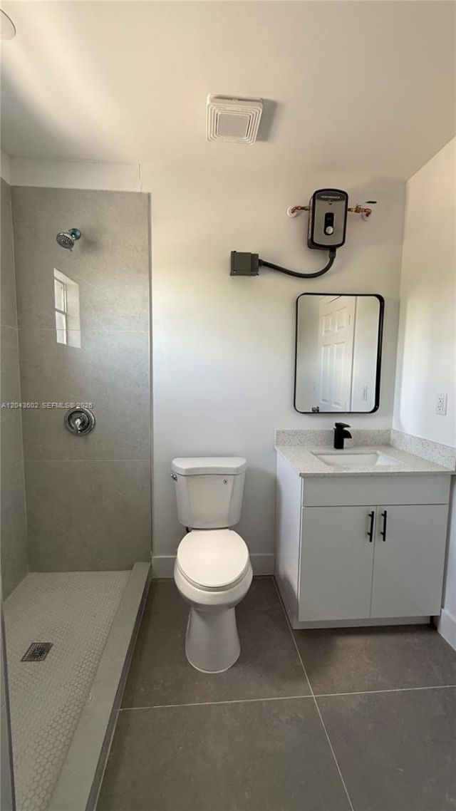 211 SW 10th Ave , Unit 4, Miami, FL 33130 Photo