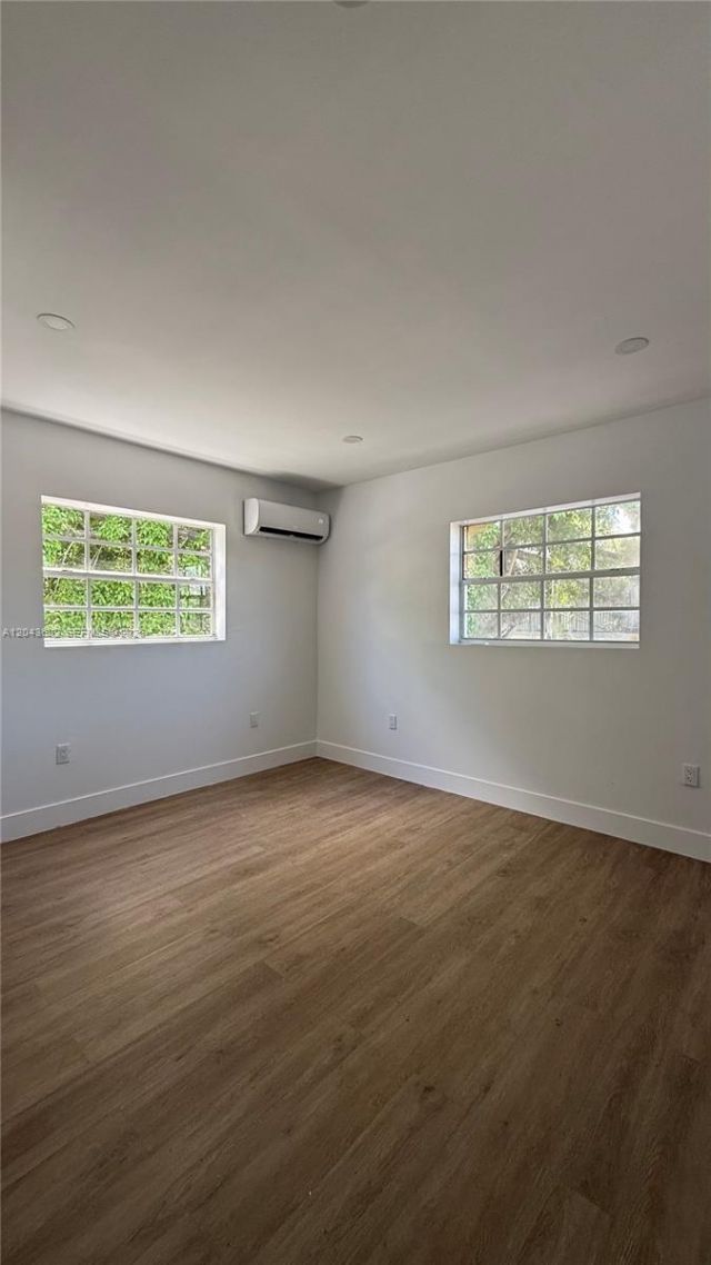 211 SW 10th Ave , Unit 4, Miami, FL 33130 Photo