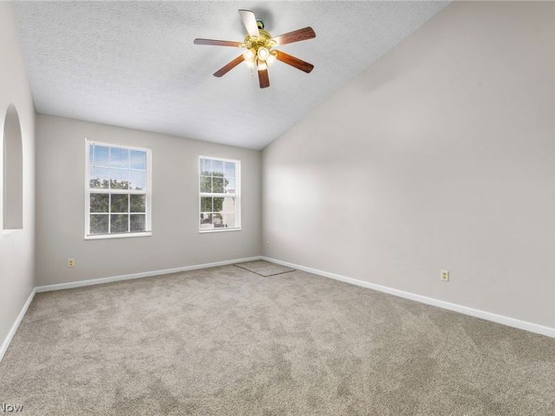 328 Regency Avenue, Pataskala, OH 43062 Photo 21