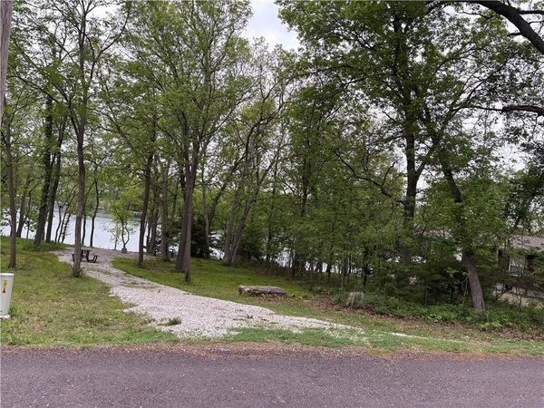 270 and 274 Rose Marie Drive, Linn Valley, KS 66040