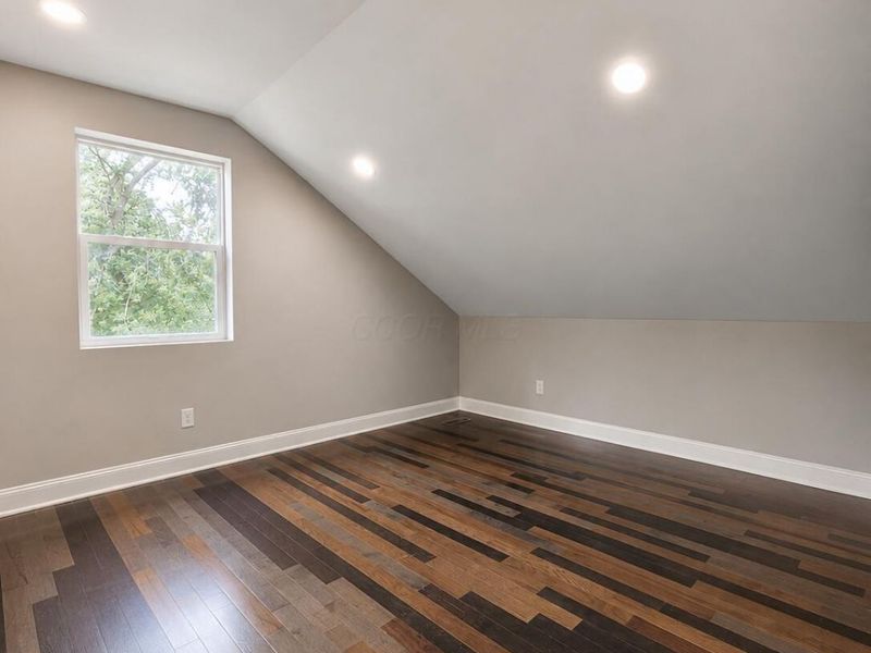 690 Collingwood Avenue, Columbus, OH 43213 Photo 19