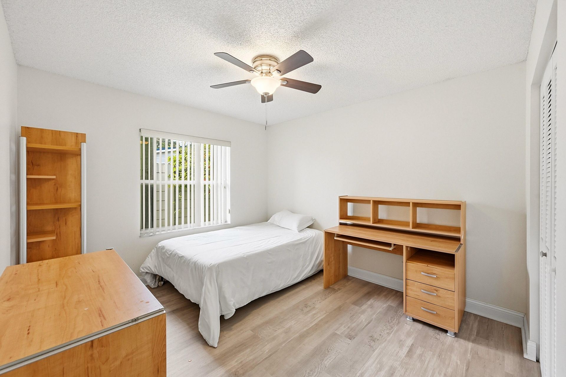 12445 SW 7th Place, Davie, FL 33325 Photo