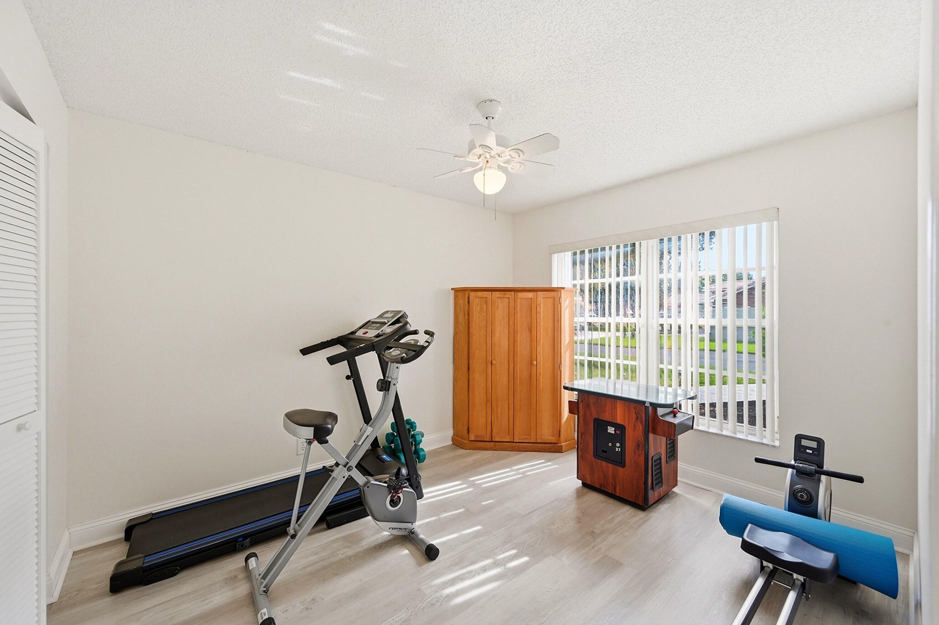 12445 SW 7th Place, Davie, FL 33325 Photo