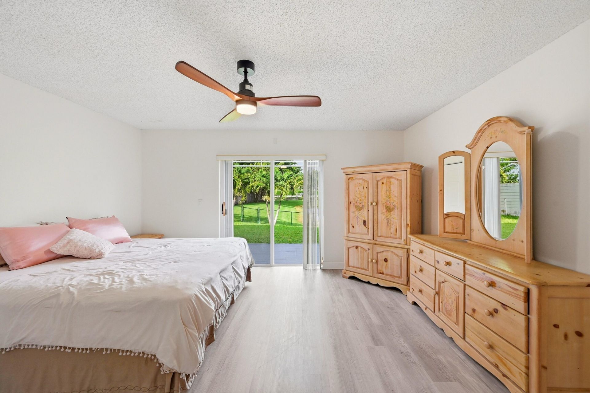 12445 SW 7th Place, Davie, FL 33325 Photo