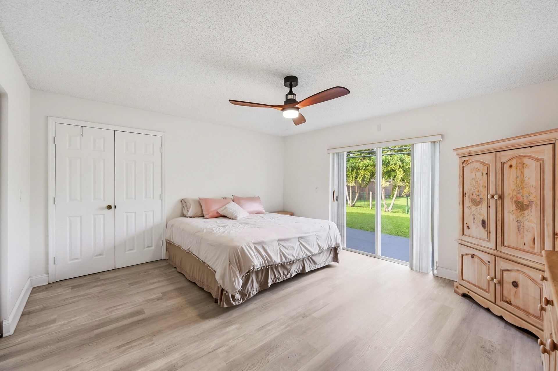 12445 SW 7th Place, Davie, FL 33325 Photo