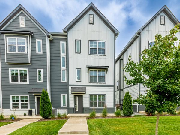 746 N DuPont Ave , Madison, TN 37115