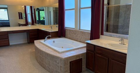 1608 Avondale Dr, Roseville, CA 95747 Photo