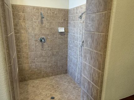 1608 Avondale Dr, Roseville, CA 95747 Photo