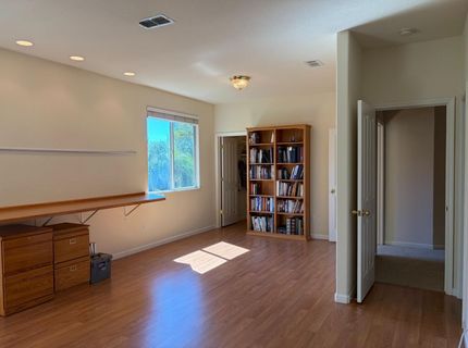 1608 Avondale Dr, Roseville, CA 95747 Photo