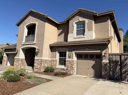 1608 Avondale Dr, Roseville, CA 95747 Photo