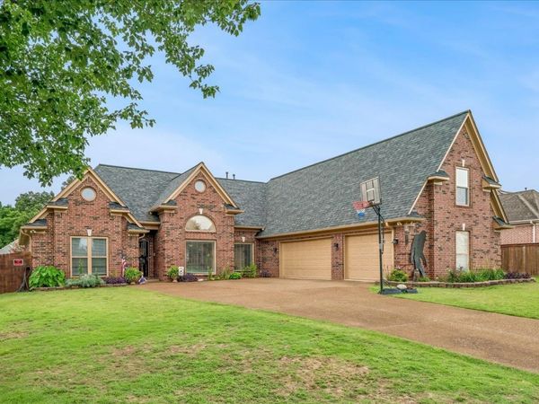 4306 BRIDGESTONE CIR, Bartlett, TN 38135