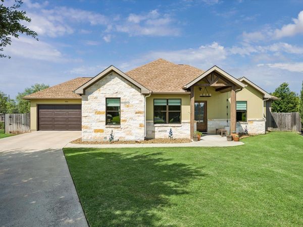906 Canyon Oak CIR, Marble Falls, TX 78654