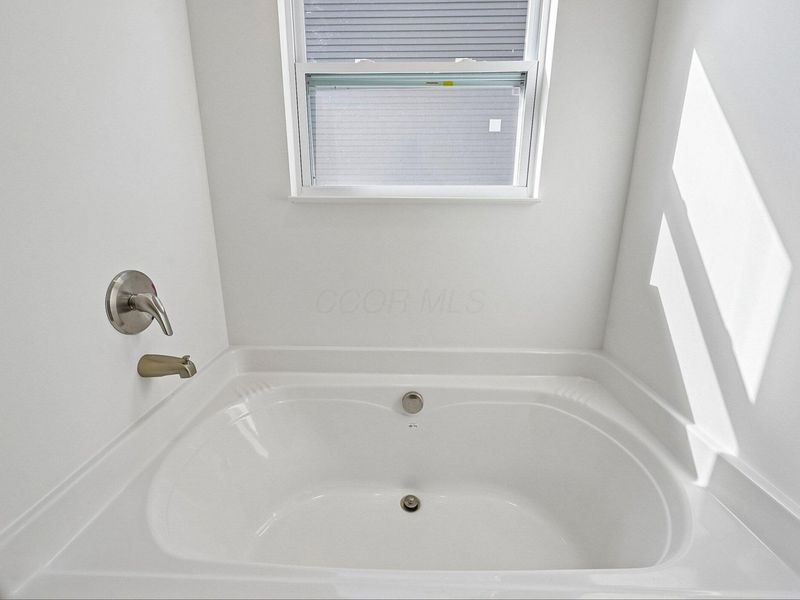 485 Creekside Drive, Commercial Point, OH 43116 Photo 27