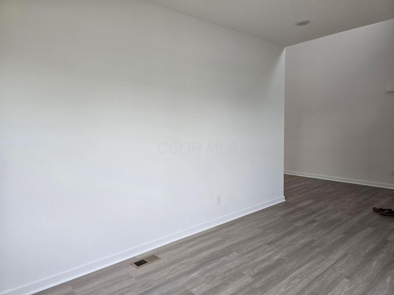 485 Creekside Drive, Unit WK84, Commercial Point, OH 43116 Photo 6