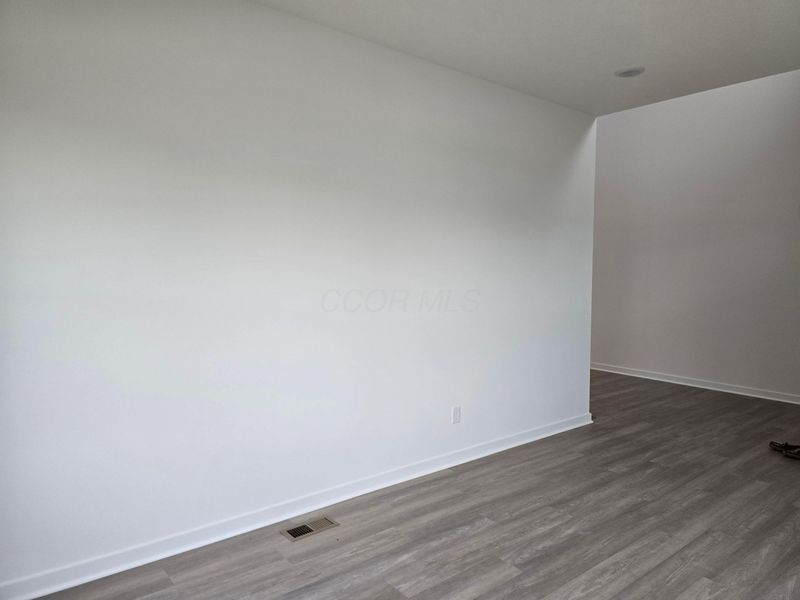 485 Creekside Drive, Unit WK84, Commercial Point, OH 43116 Photo 7