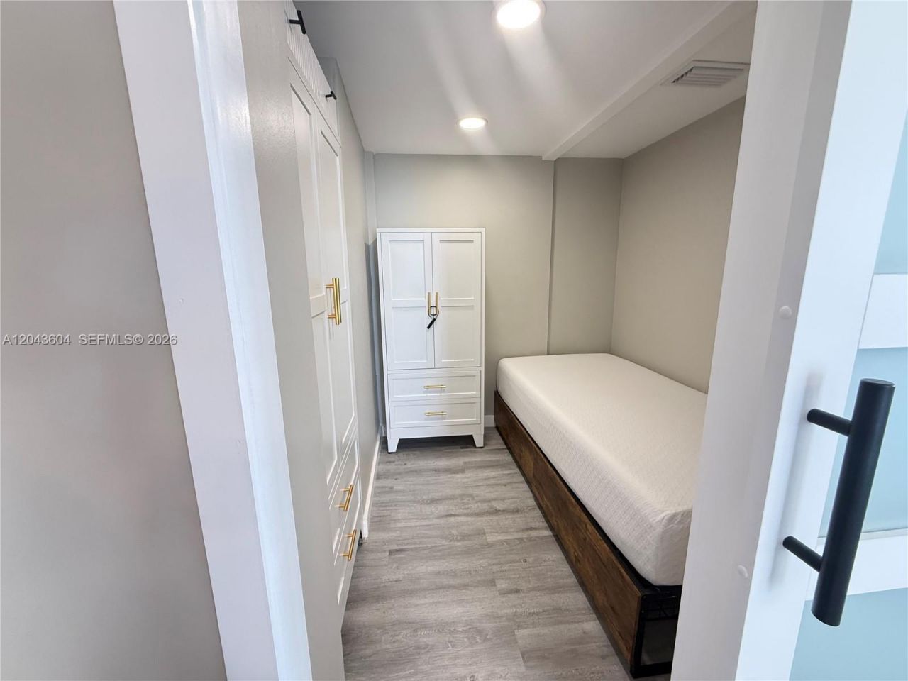 5838 Collins Ave, Unit 15H, Miami Beach, FL 33140 Photo