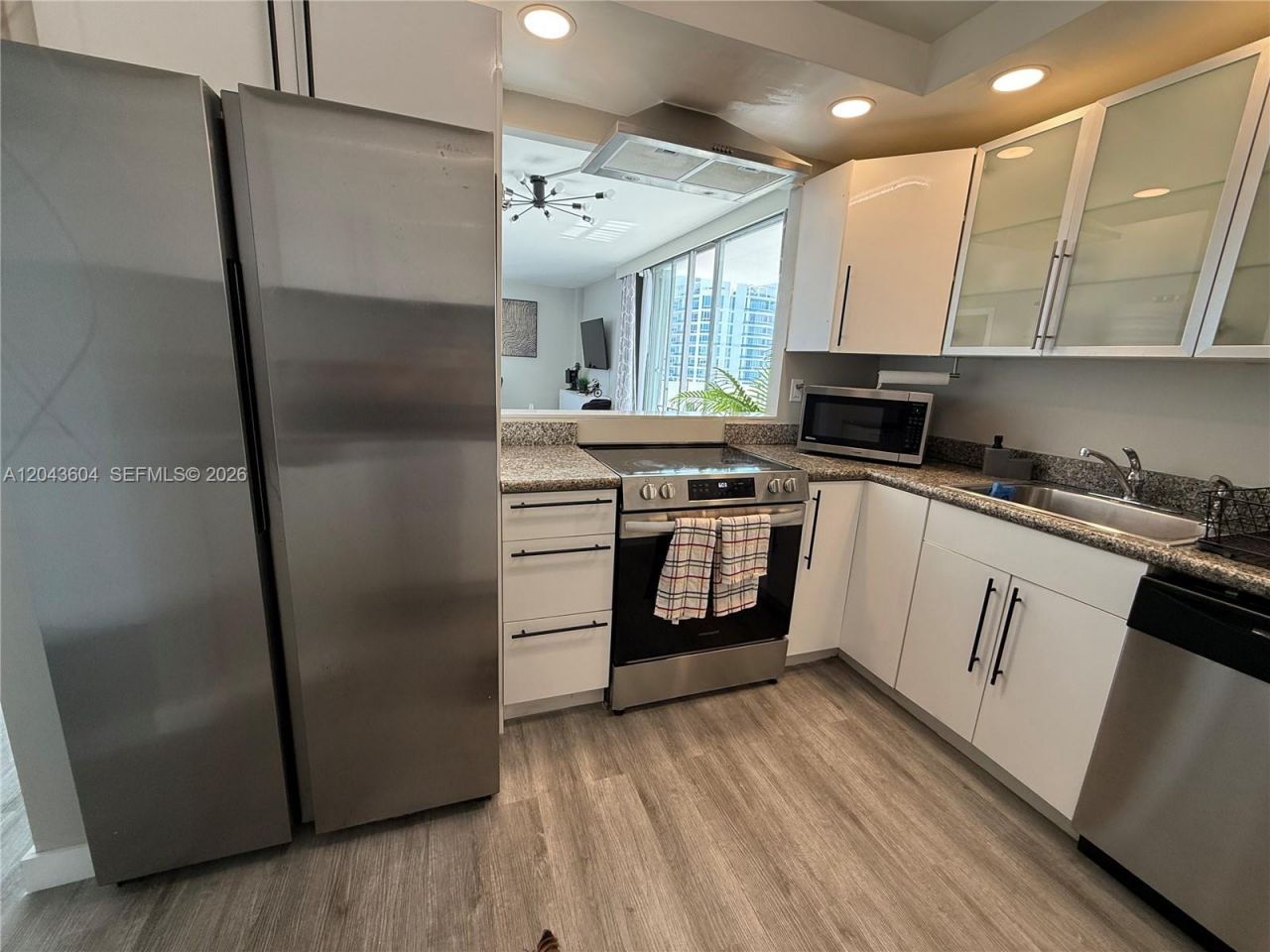 5838 Collins Ave, Unit 15H, Miami Beach, FL 33140 Photo