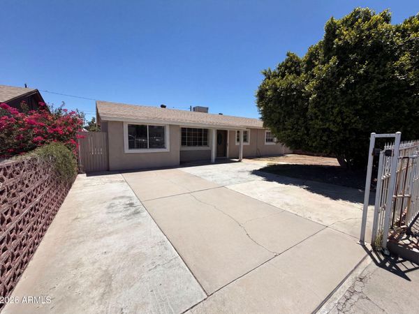 4505 W CLARENDON Avenue, Phoenix, AZ 85031
