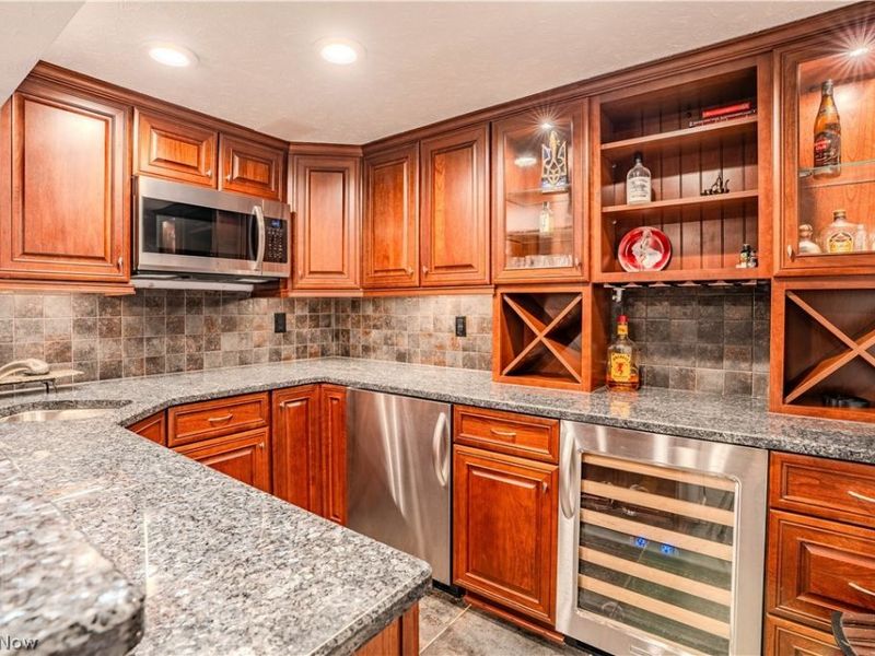 17504 Willow Wood Drive, Strongsville, OH 44136 Photo 35