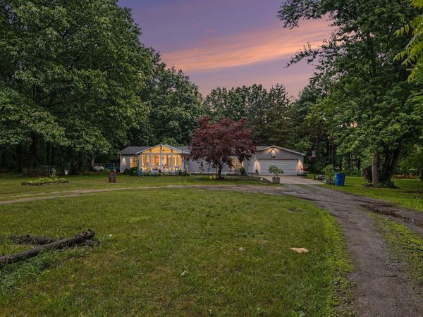 4448 E River Road, Buchanan, MI 49107