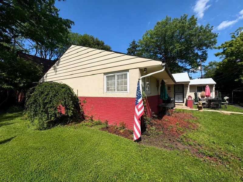 340 S Kellner Road, Columbus, OH 43209 Photo 1