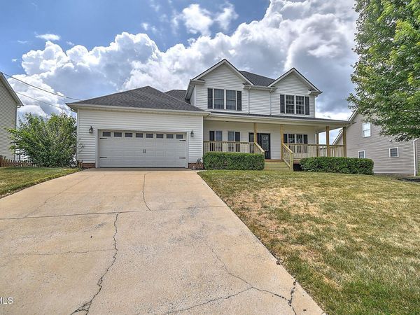 931 Walkers Bend Road, Johnson City, TN 37615