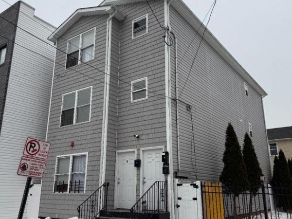 34 Auburn St, Unit 2, Paterson, NJ 07501
