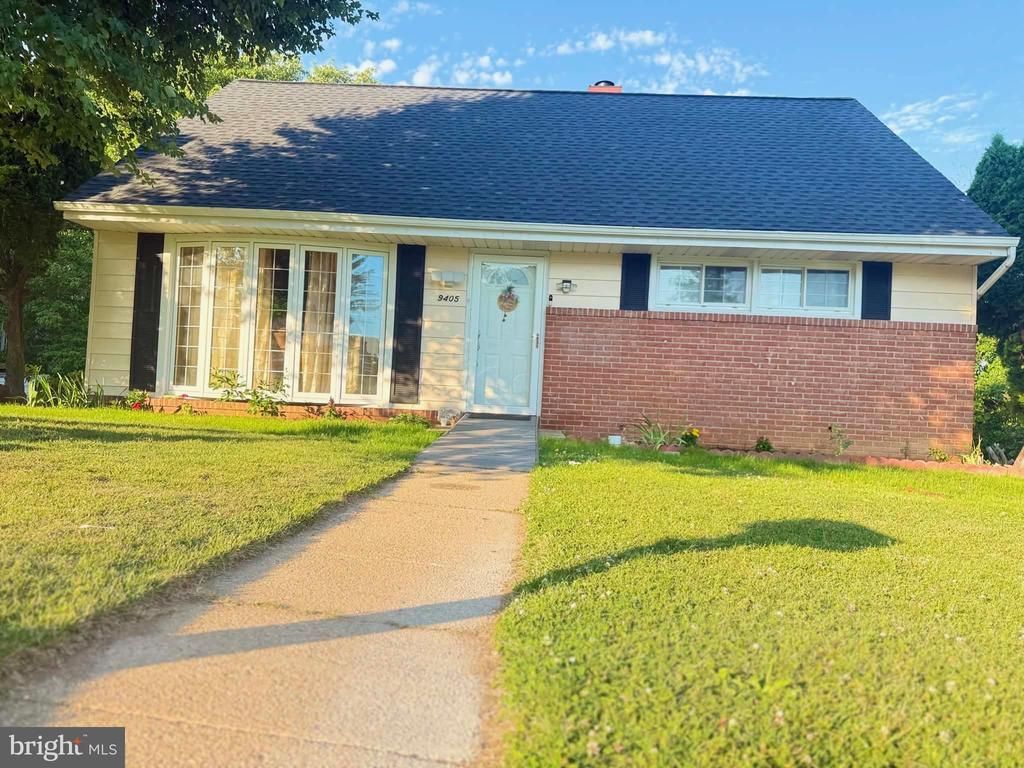 9405 THORNEWOOD COURT, PARKVILLE, MD 21234