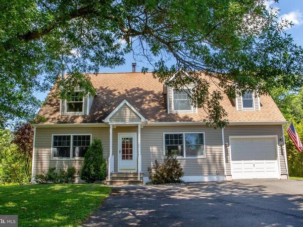 117 CIRCLE DRIVE S, LAMBERTVILLE, NJ 08530