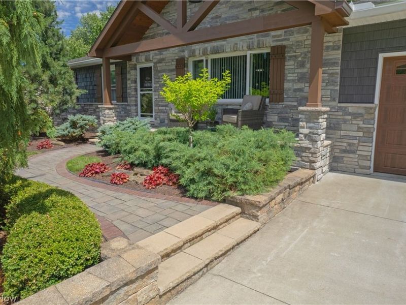 7742 Windy Hill Drive, Kent, OH 44240 Photo 4