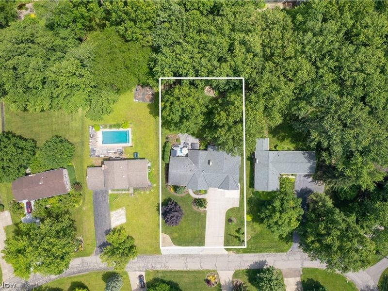 7742 Windy Hill Drive, Kent, OH 44240 Photo 7