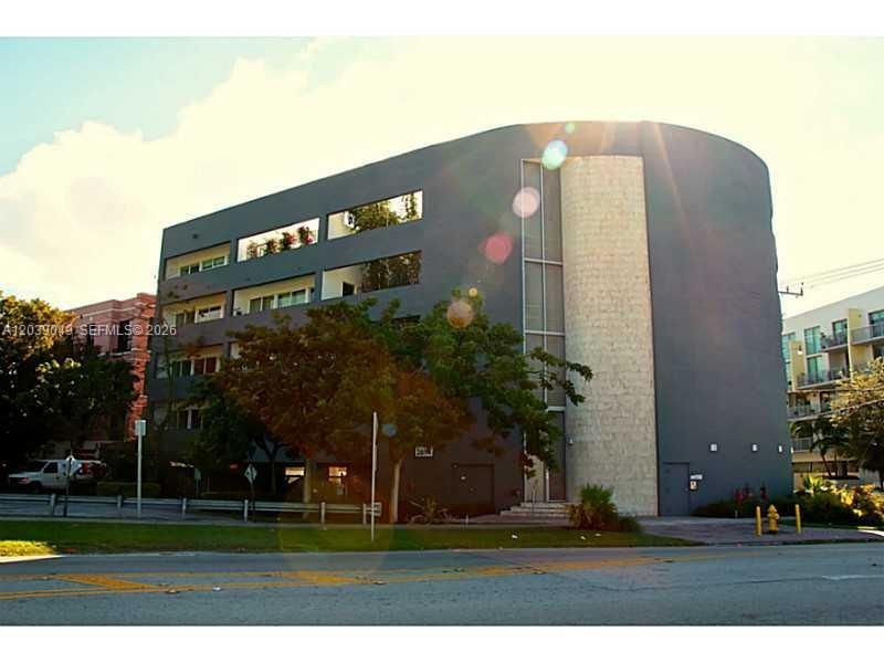 2694 Inagua Av, Unit 403, Coconut Grove, FL 33133 Photo