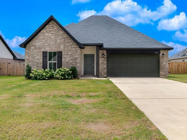 1210 Bayou Bay Court , Frierson, LA 71027