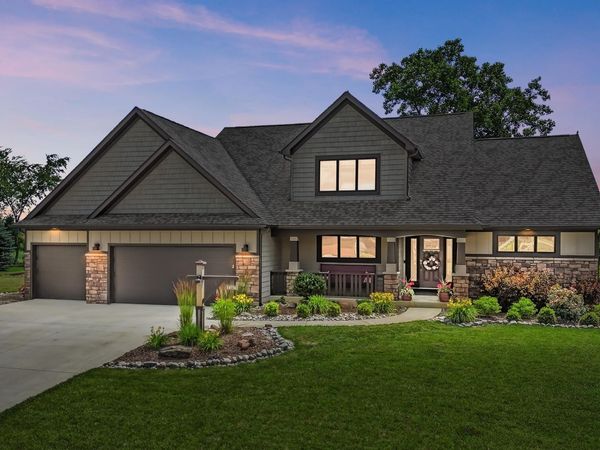 18736 Roselle Cove, Auburn, IN 46706