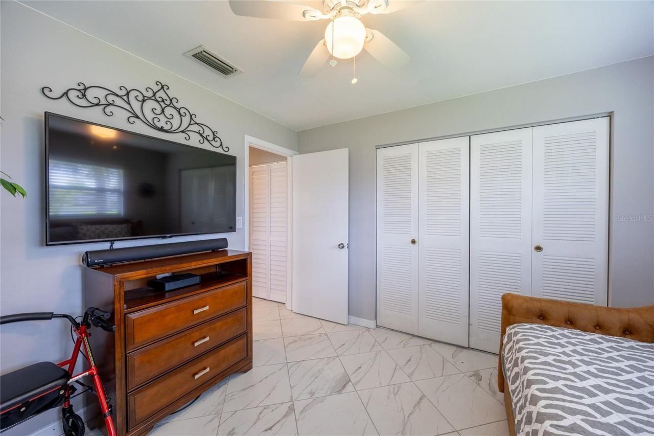 531 Pangola Drive, North Fort Myers, FL 33903 Photo