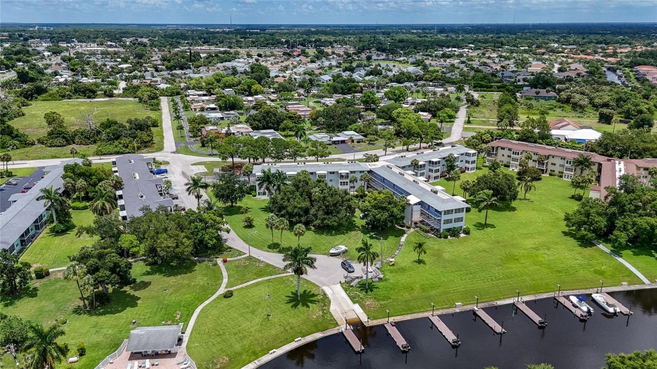531 Pangola Drive, North Fort Myers, FL 33903 Photo