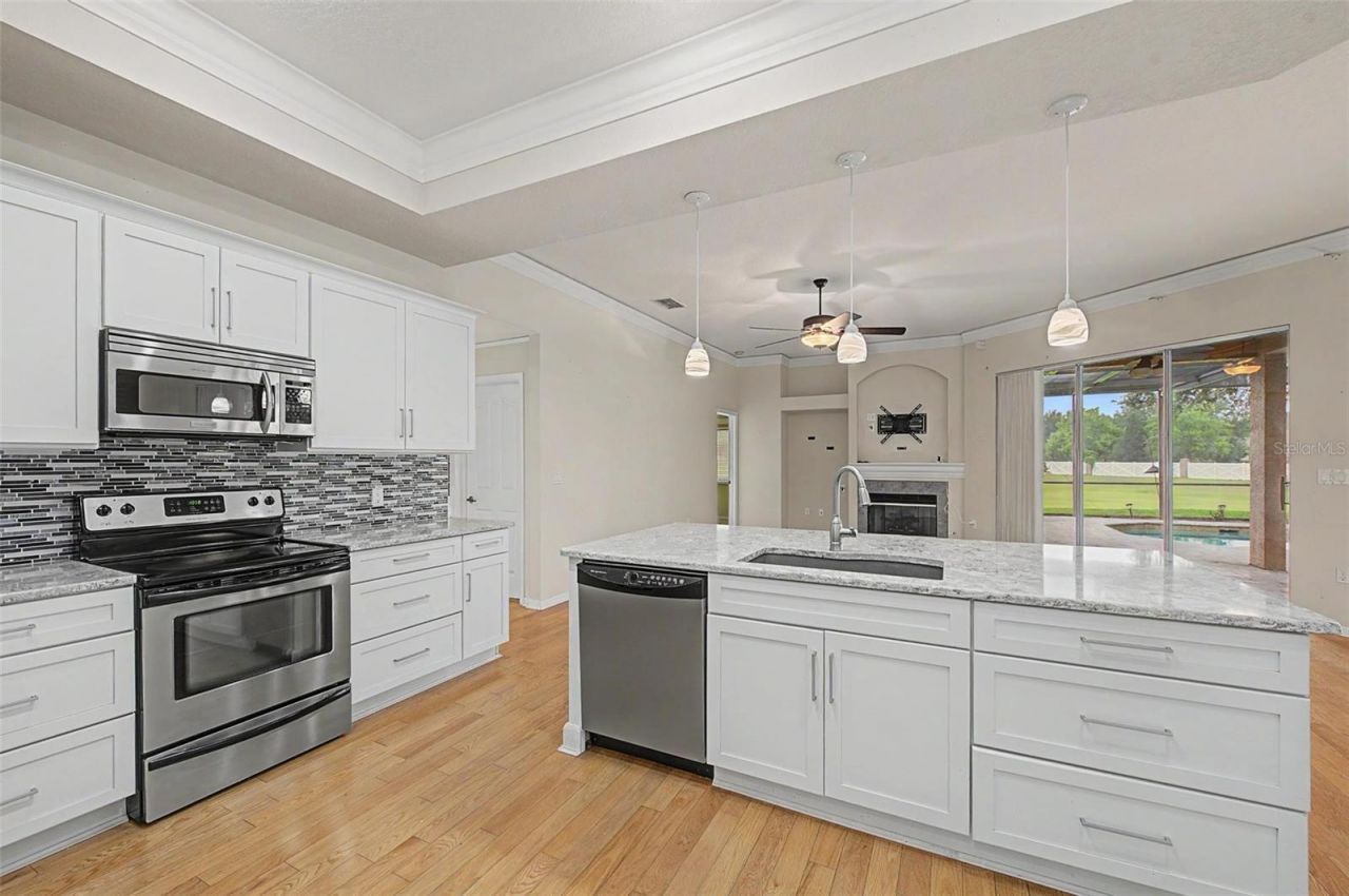 5183 Golf Club Lane, Spring Hill, FL 34609 Photo
