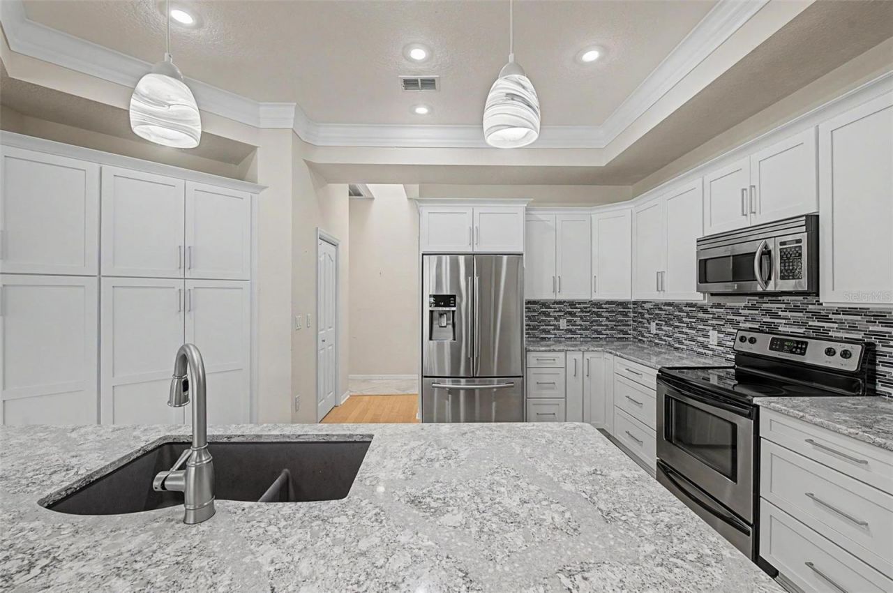 5183 Golf Club Lane, Spring Hill, FL 34609 Photo
