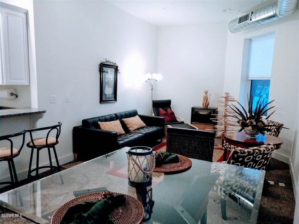 102 E Market, Apt. 2, MOUNT CARROLL, IL 61053