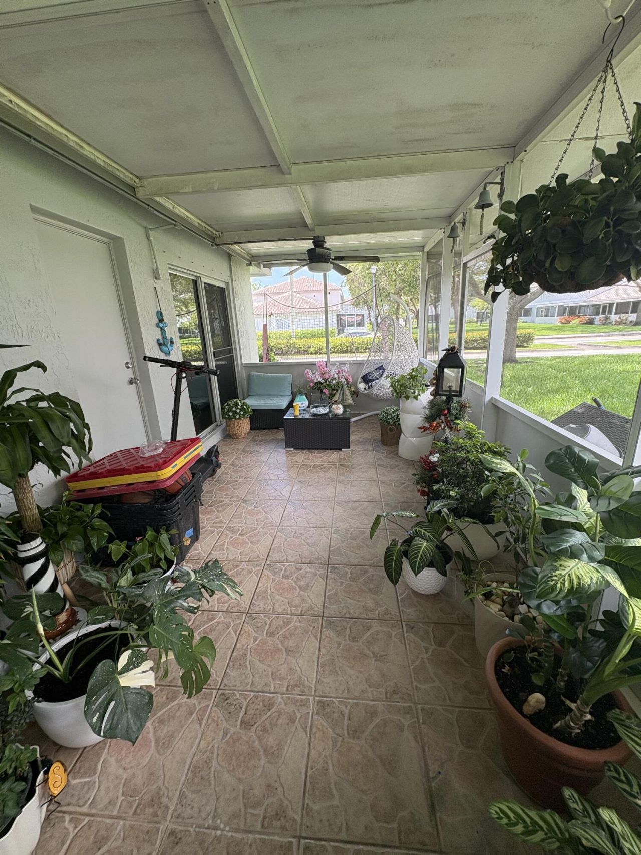 702 NW 208th Terrace, Pembroke Pines, FL 33029 Photo