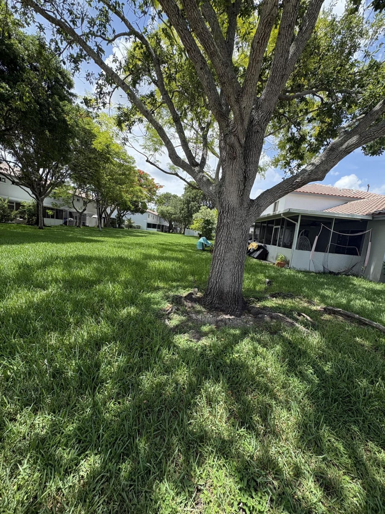 702 NW 208th Terrace, Pembroke Pines, FL 33029 Photo
