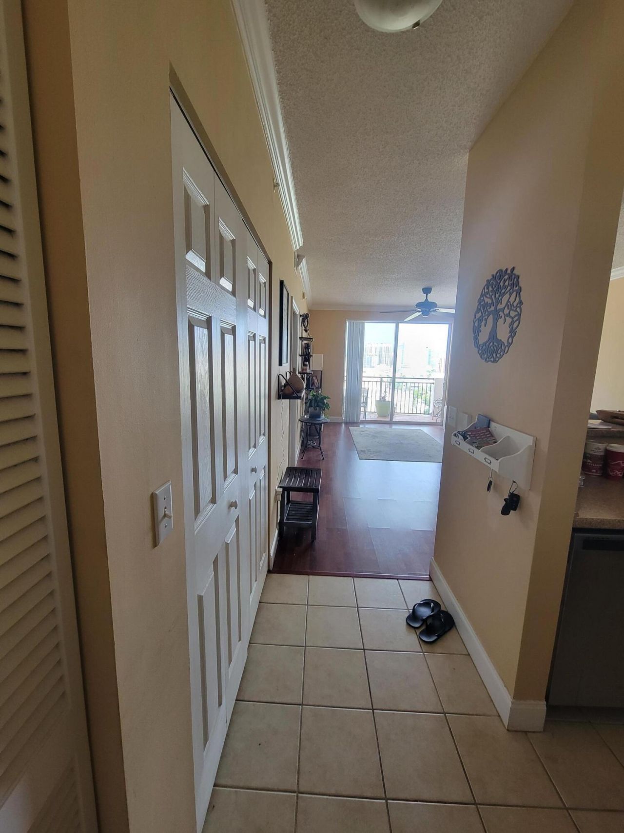616 Clearwater Park Road, Unit 1207, West Palm Beach, FL 33401 Photo
