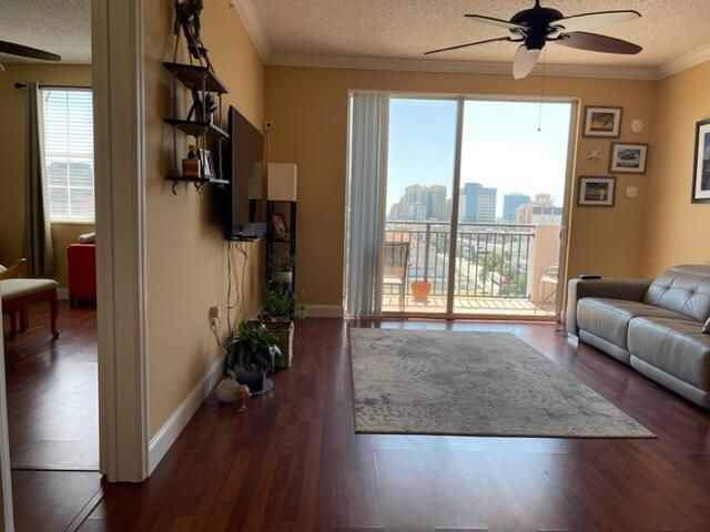 616 Clearwater Park Road, Unit 1207, West Palm Beach, FL 33401 Photo