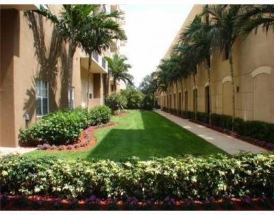616 Clearwater Park Road, Unit 1207, West Palm Beach, FL 33401 Photo