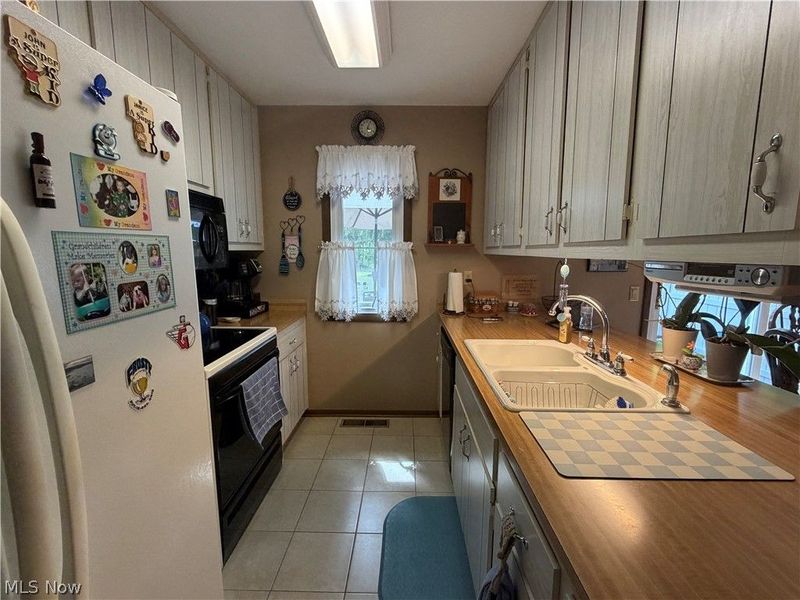 3636 Erhart Road, Litchfield, OH 44253 Photo 8
