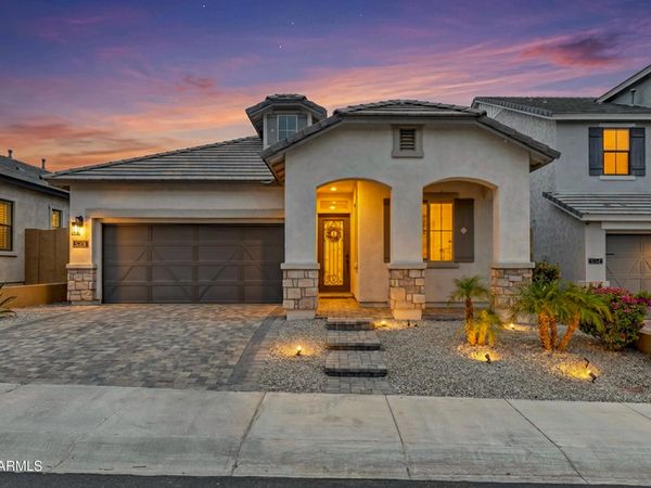 628 E SILVER FOX Way, Phoenix, AZ 85048