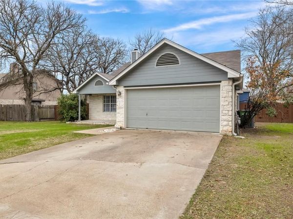 1808 Sylvia LN, Round Rock, TX 78681