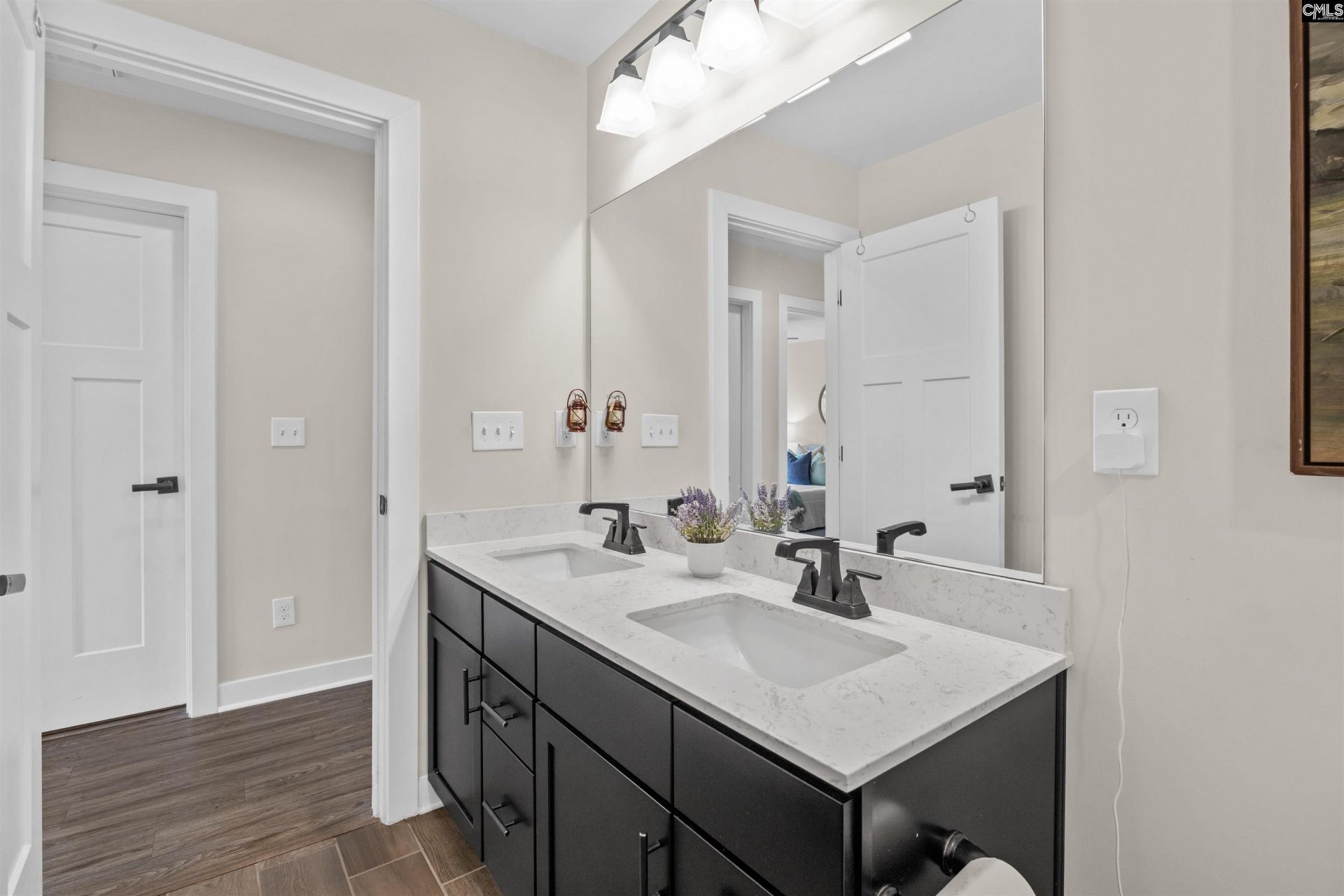 506 Litchfield Lane  Photo 32